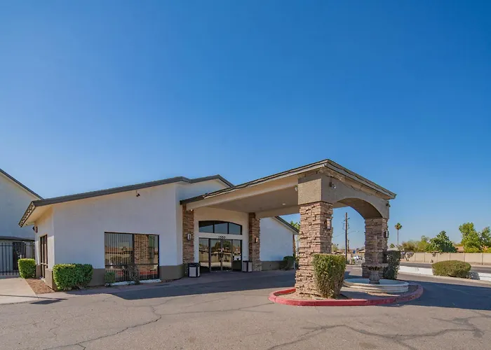 Hotel Rising Phoenix