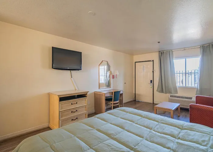 Hotel Rising Phoenix