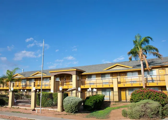 Rising Hotel