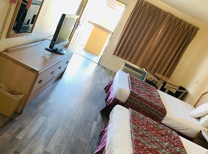 Rising Hotel Phoenix